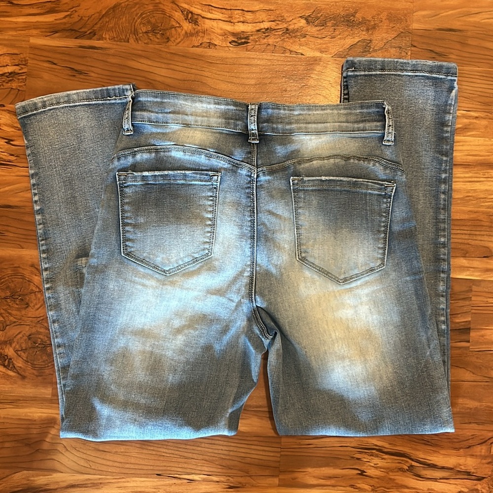 Denim - Picture 2 of 4